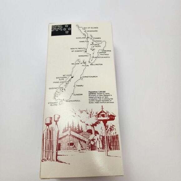 Vintage Parrs New Zealand Wahine Porcelain Doll 8" in Box - Picture 5 of 9